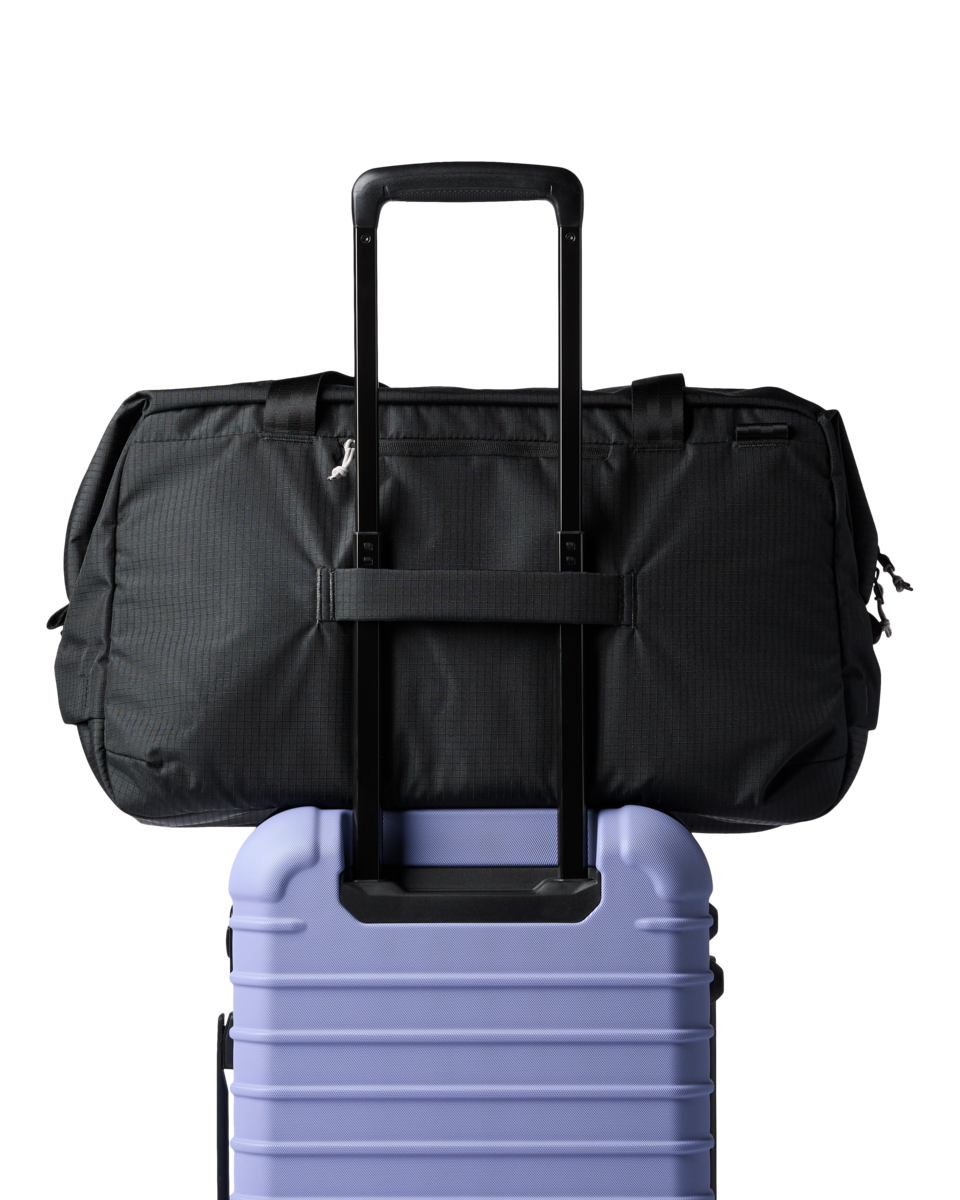Viaje 45L Travel Duffel - Cotopaxi Black - US 5259