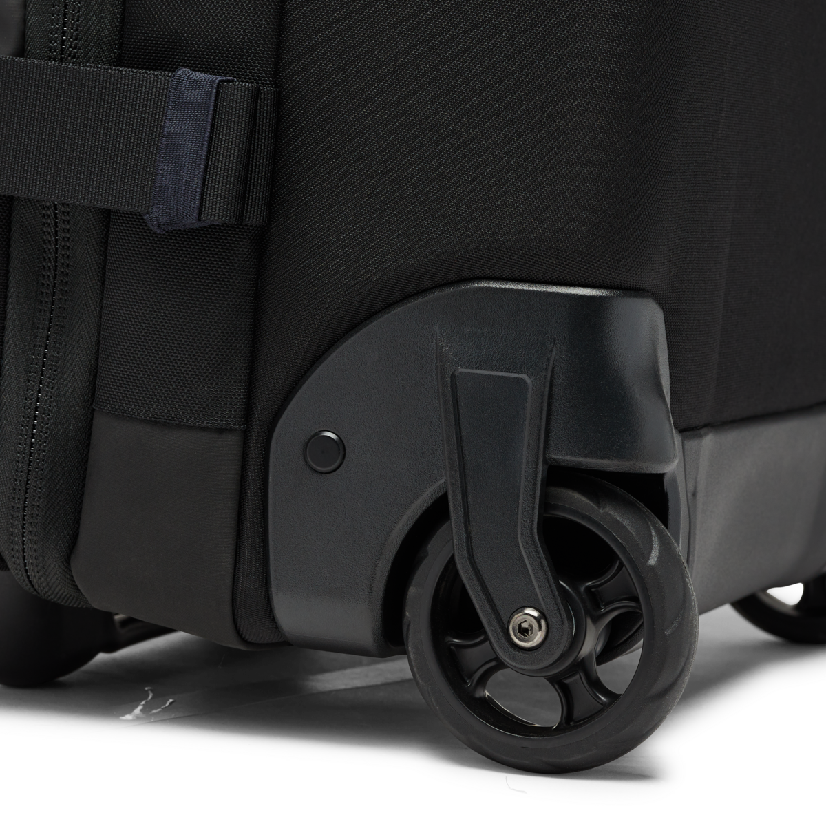 Allpa 38L Roller Bag - Black - US 3366