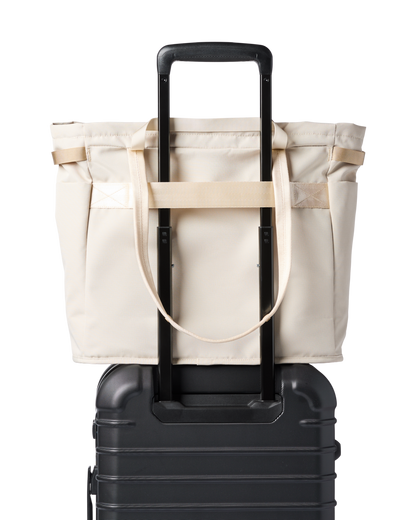 Mente 22L Tote - Cream - US 8441