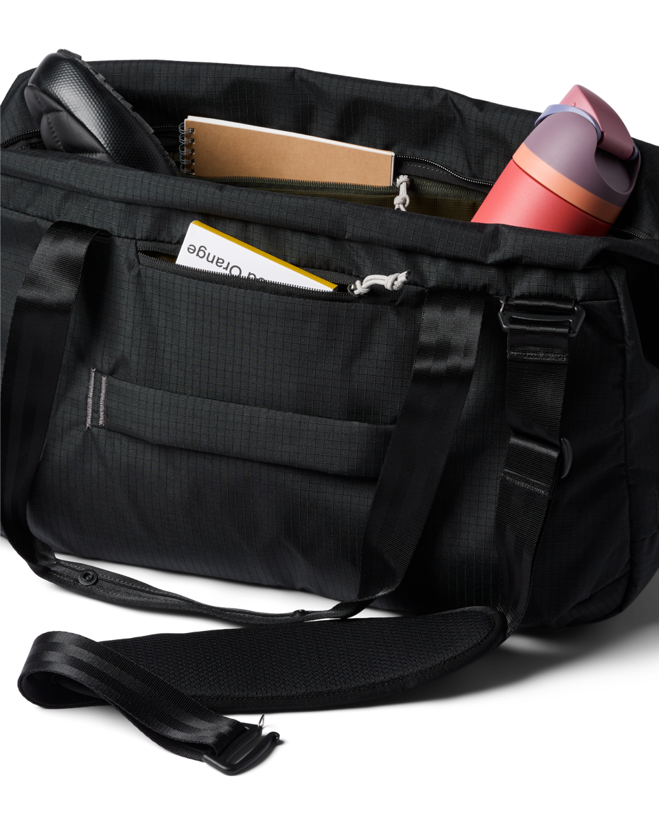 Viaje 35L Travel Duffel - Cotopaxi Black - US 9986