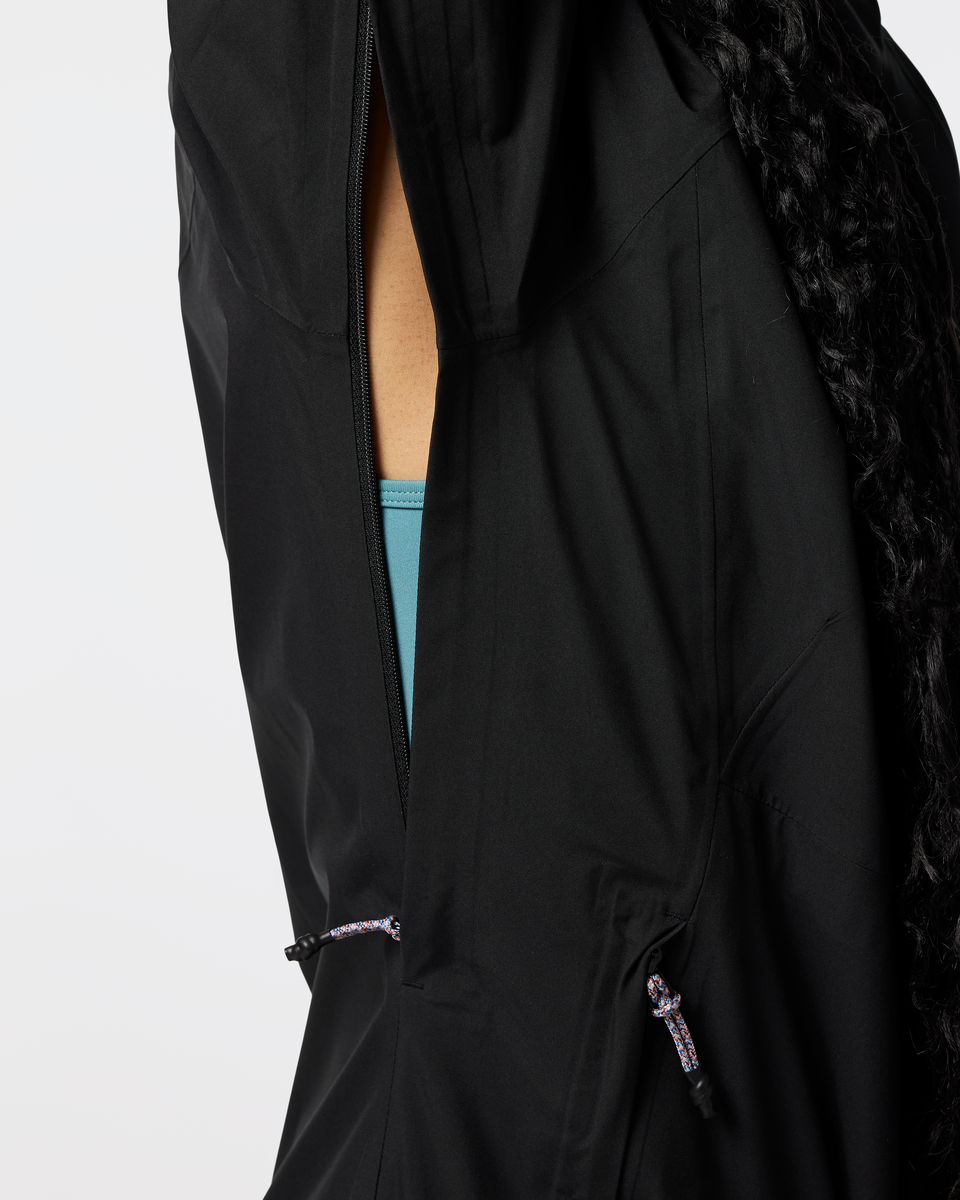 Impermeo 3L Hooded Shell Jacket - Women's - Cotopaxi Black - US 2270