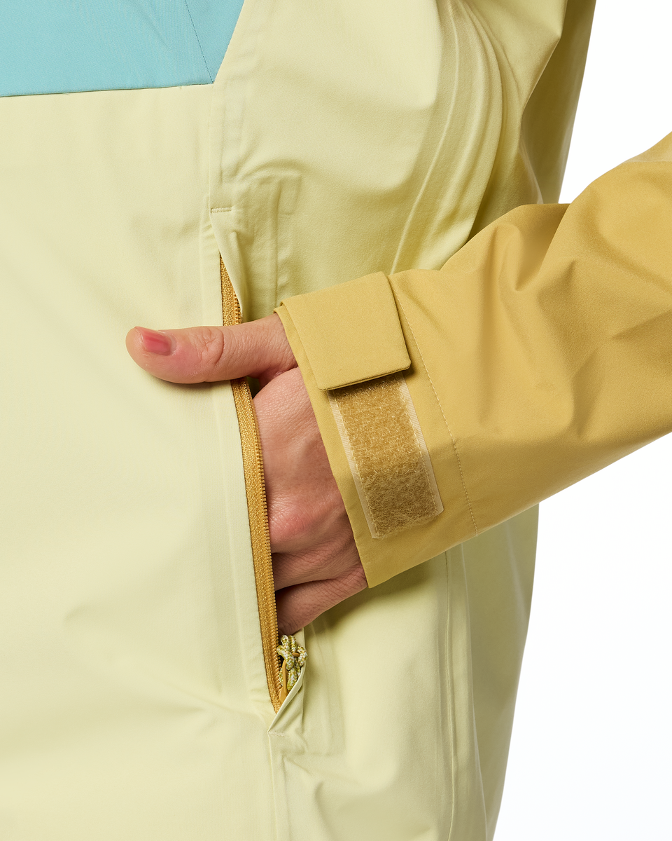 Impermeo 3L Hooded Shell Jacket - Women's - Husk/Honeydew - US 2627