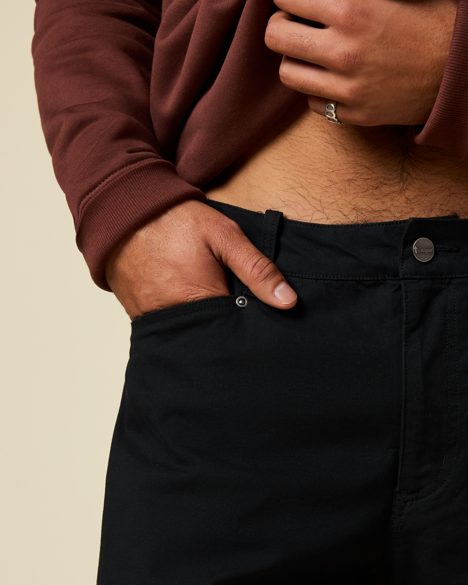Ambato Short - Men's - Black - US 6958