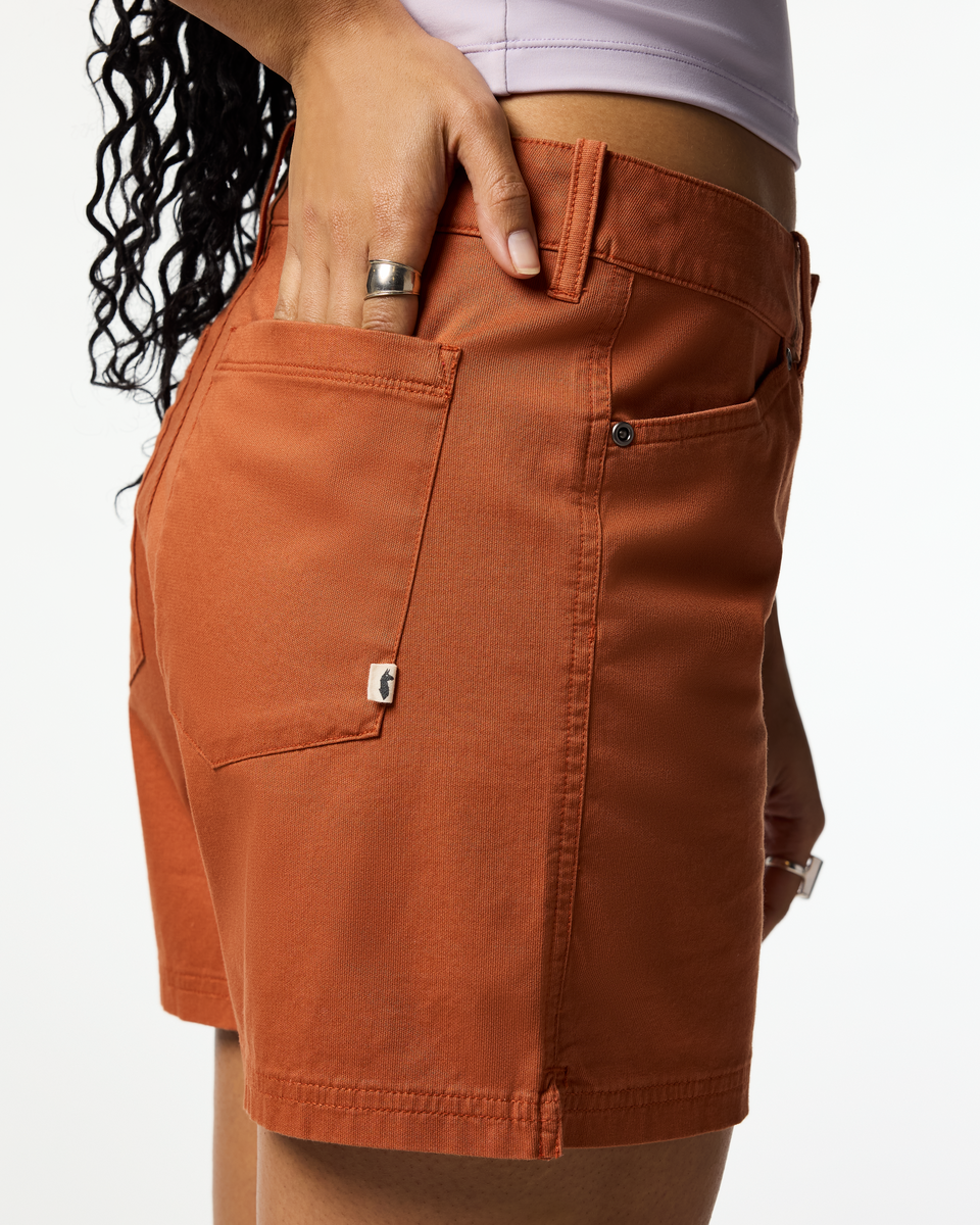Ambato Short - Women's - Whiskey - US 1649